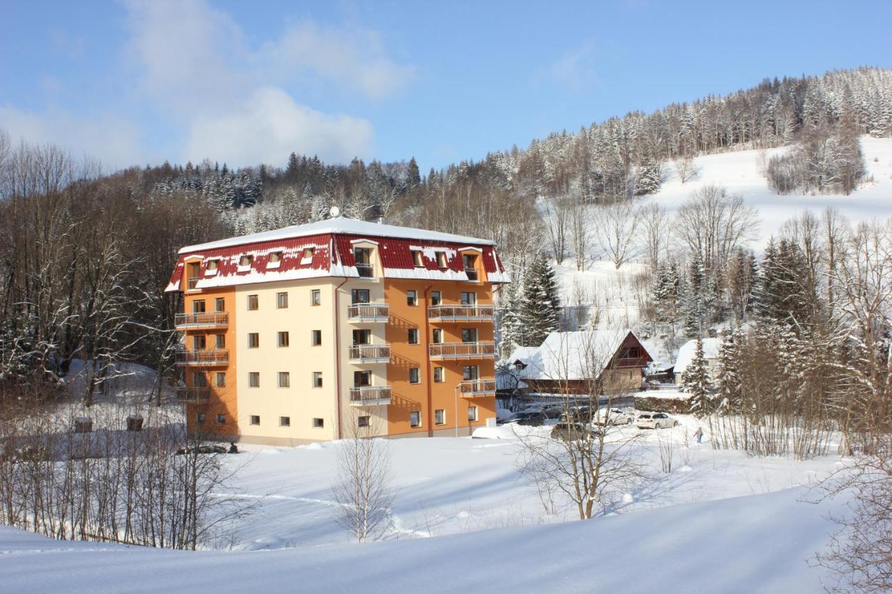 Apartman Skrovanova Horni Lipova Extérieur photo